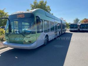 2006 New Flyer Articulated Bus
