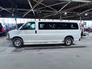 2009 Chevrolet Express 15 Passenger