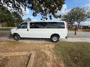 2017 Chevrolet 3500 Passenger Van